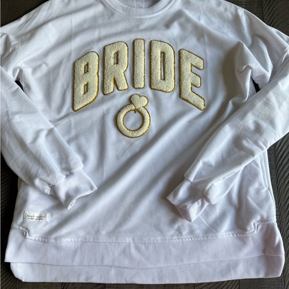 Simply Southern White and Gold Bride Sweatshirt With Pockets Size Medium - Picture 2 of 9